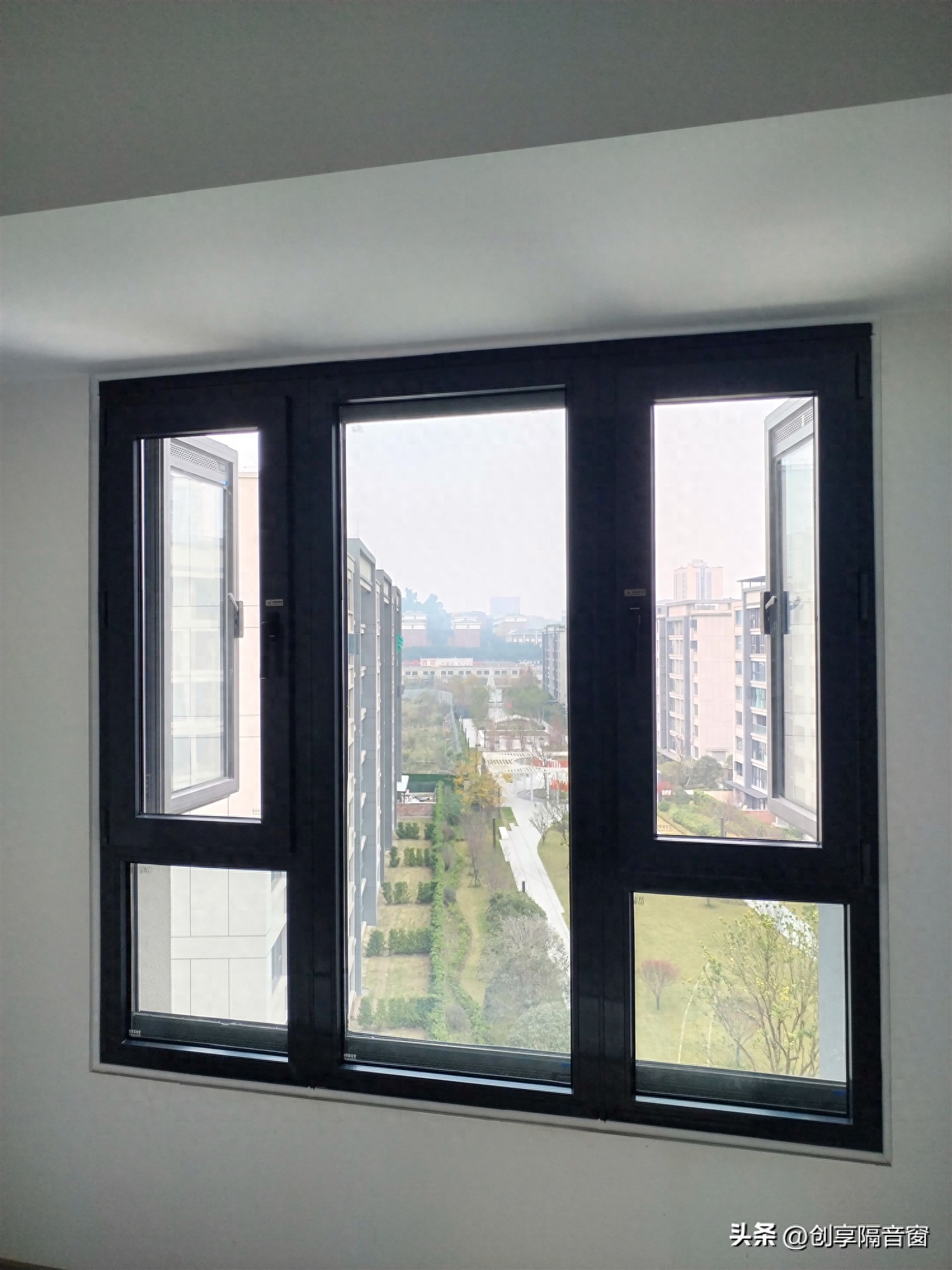 路边噪音大？该怎样选择窗户